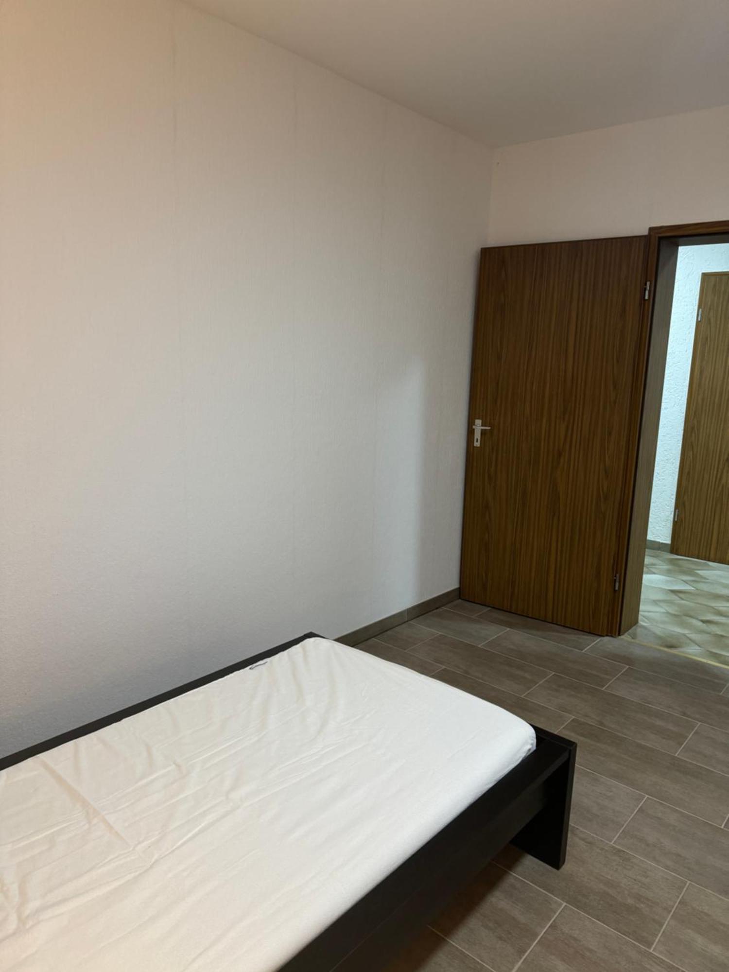 Laras Voll Ausgestattete Gartenwohnung Mit Wlan Und Tv Werne Exterior foto